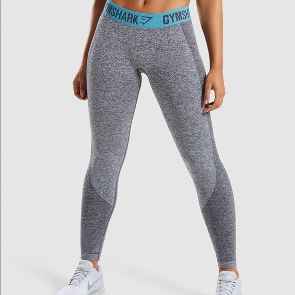 Gymshark Pants - Gymshark women’s grey and teal athletic leggings